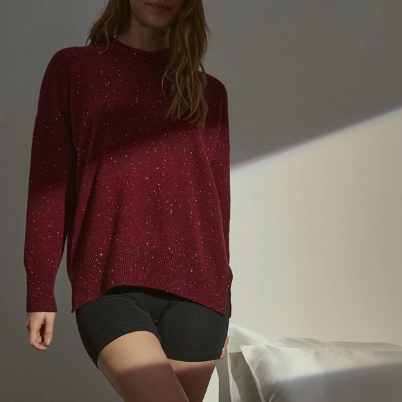 Cashmere Donegal Relaxed Crew Neck Pullover, Nebula Red - Picture 2 of 4